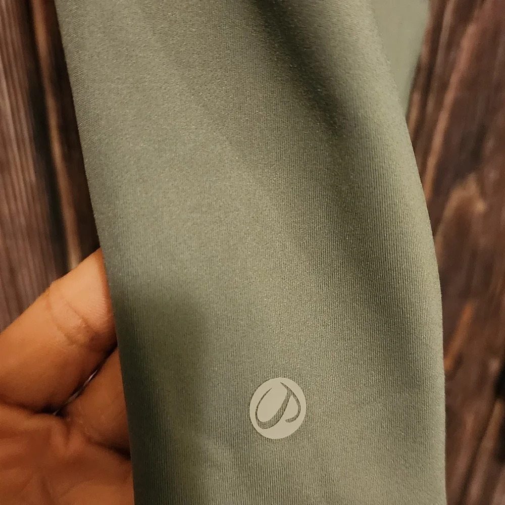 Peloton workout pants - Picture 2 of 2